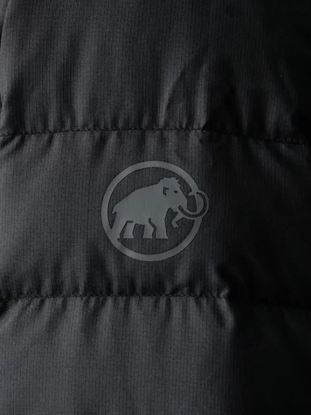 Пуховик Mammut