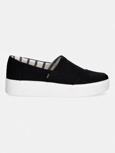Кеди Toms на платформі