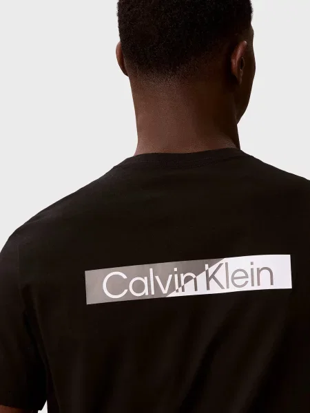 Футболка Calvin Klein с лого черная