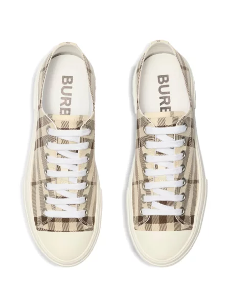 Sneakerși Burberry în carouri
