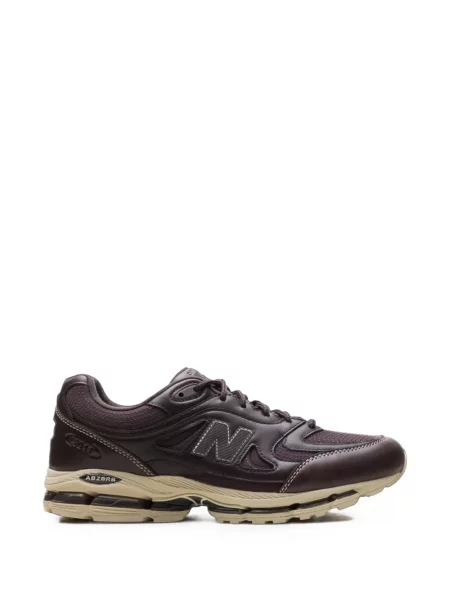 Sneakerși New Balance maro