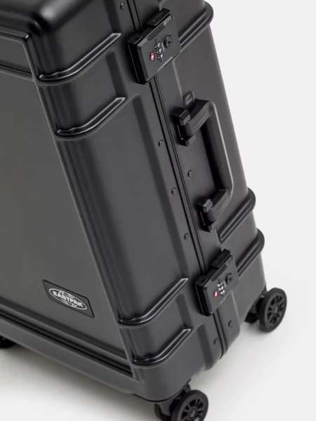 Чемодан Eastpak