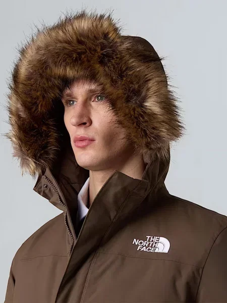 Зимова куртка The North Face коричневий