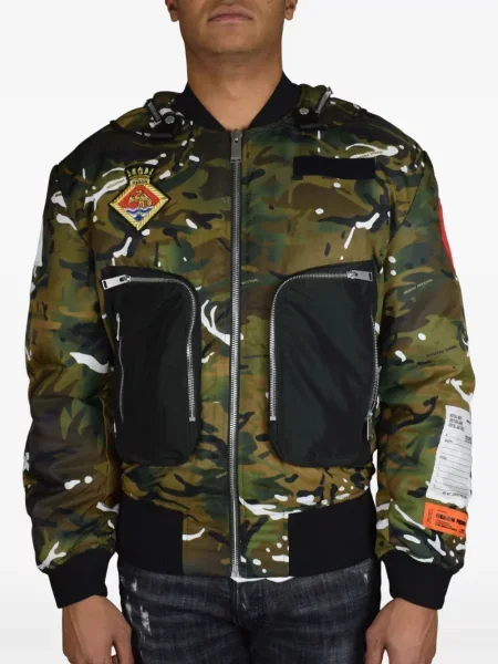 Geacă bomber Heron Preston cu imagine cu model camuflaj maro