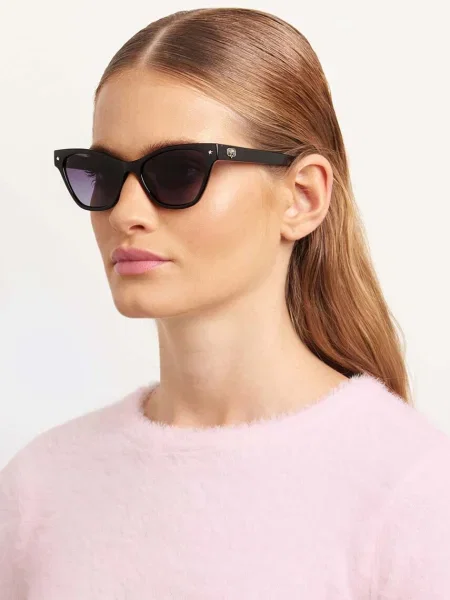 Chiara Ferragni napszemüveg fekete női rózsaszín