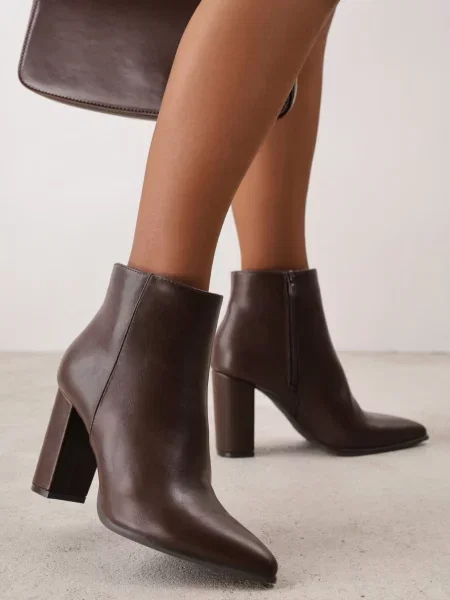 Botine clasice VICES pe gros cu vârf ascuțit Ketiss maro