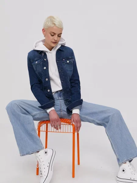 Džínová bunda Tommy Jeans tmavomodrá přechodná