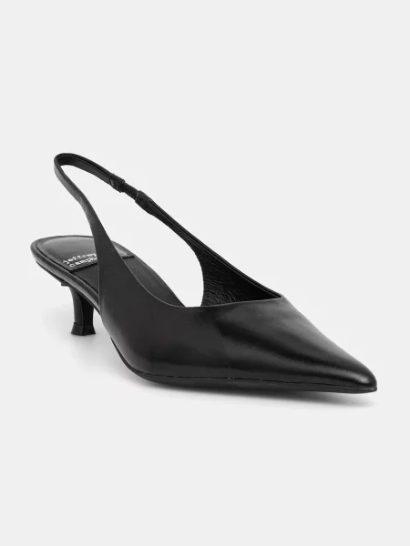 Кожени обувки с тънък Jeffrey Campbell Persona черно