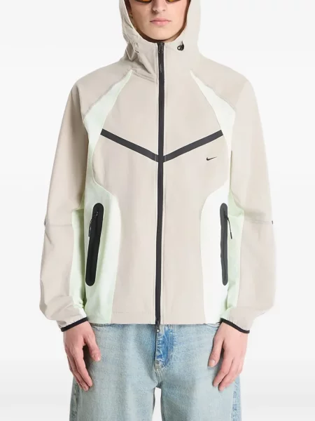 Geacă Nike