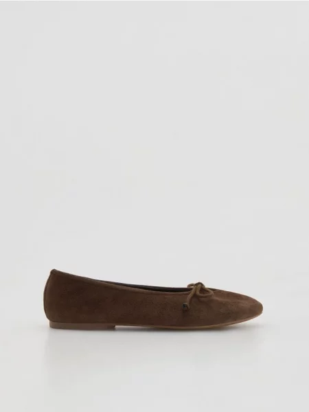 Кожаные балетки Reserved коричневые