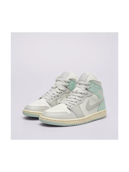Členkové topánky Nike biela