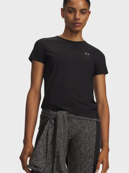 Коротка футболка Under Armour з коротким рукавом чорна