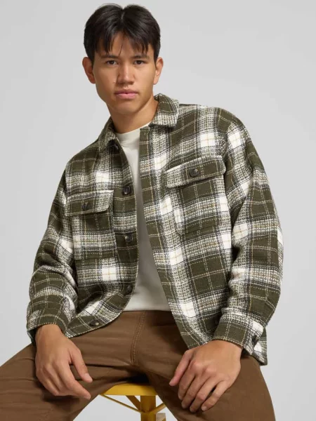 Kurtka koszulowa o kroju regular fit z na piersi model REGENT' Jack & Jones oliwkowa