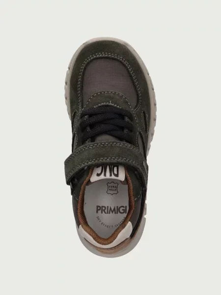 Детские кроссовки Primigi