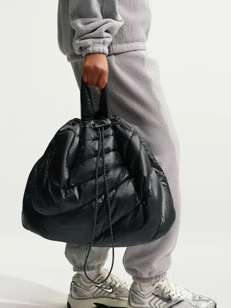Nike Sportswear táska Puffle fekete