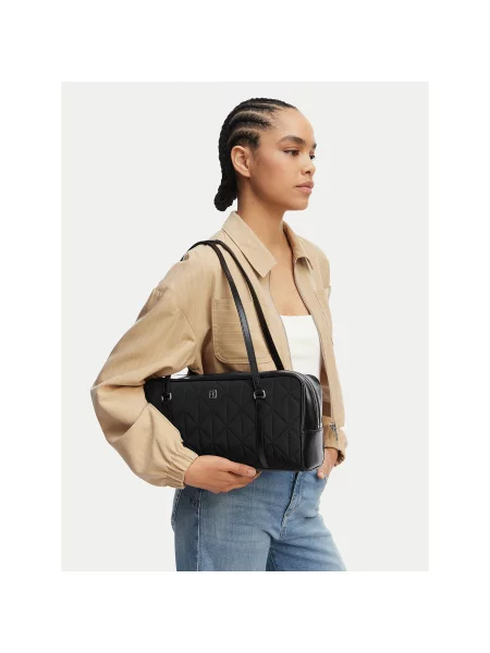 Calvin Klein Дамска чанта Quilted Nylon 2X Strap Camerabag черен