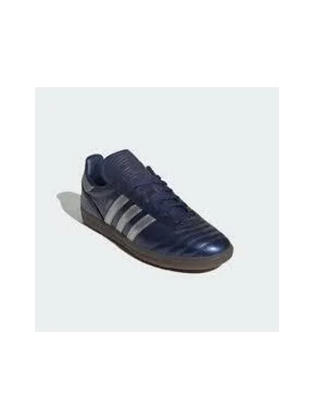 Pantofi Adidas