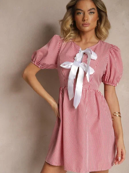 Retro Sukienka w Kratkę Vichy o Rozkloszowanym Kroju z Wiązaniem Temarea czerwona