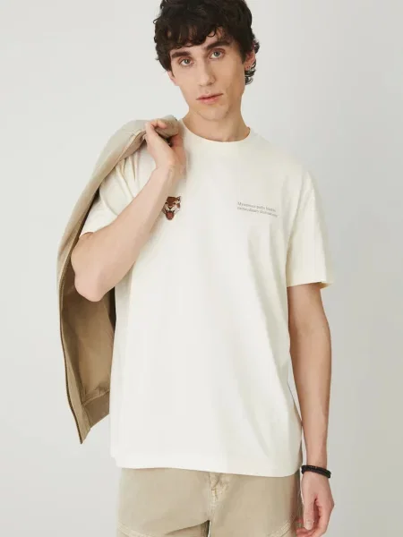 Тениска Medicine с принт бежово