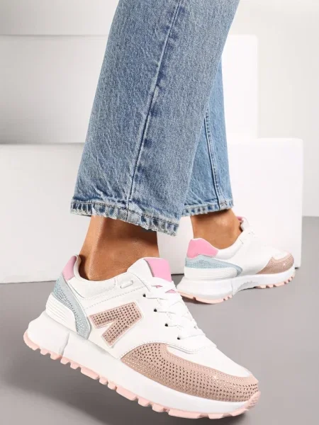 Sneakerși Alb-Bej Decorați cu Pietre pe Talpă cu Decupaje Larzive alb