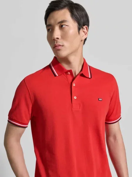 Koszulka polo w kroju regular fit z kontrastowymi paskami Christian Berg Men czerwona