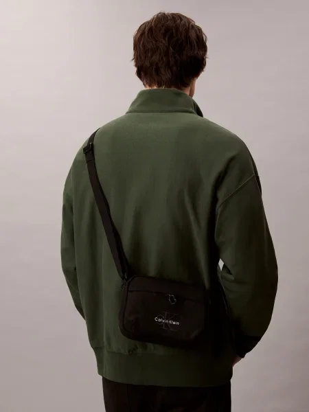 Geantă crossover Calvin Klein Bold Camera Bag negru