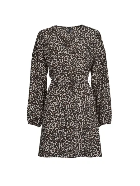 Rövid öltöny mini ruha Vero Moda
