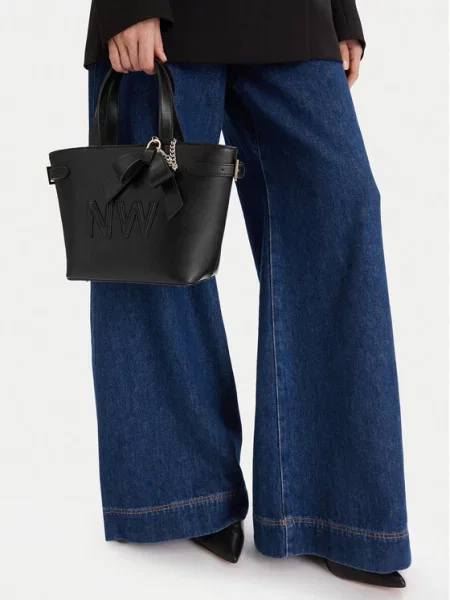 Ročna torba Nine West EO-Lira črna