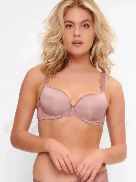 Бюстгальтер с уплотнённой чашкой