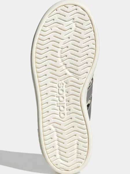 Детские кроссовки Adidas