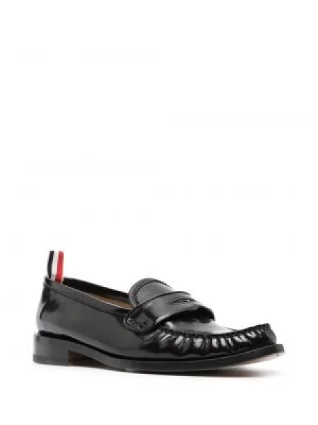 Iš natūralios odos loaferiai Thom Browne juoda
