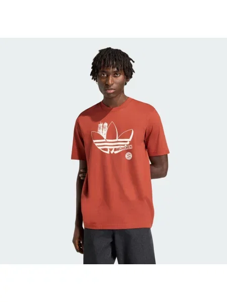 FC Bayern Seasonal Graphic T-Shirt