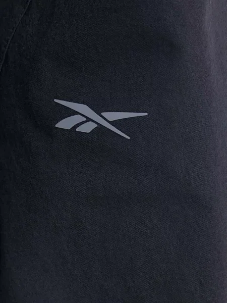 Dzseki Reebok fekete