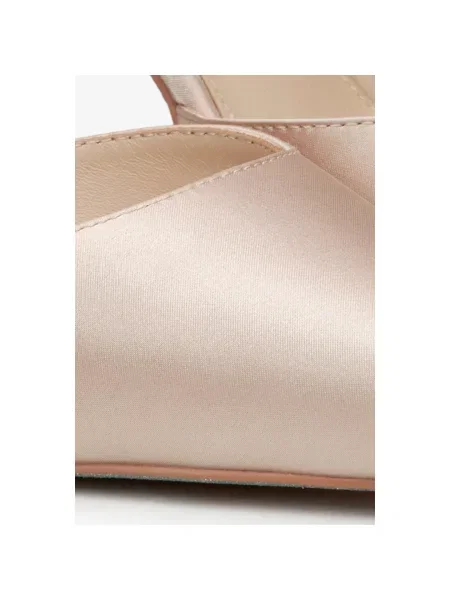 Атласные туфли Estro