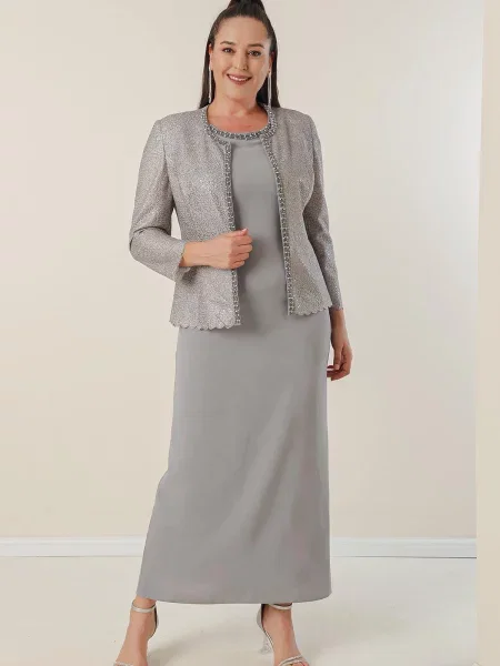 Z ovratnikom obleka By Saygı s cekini iz krep tkanine siva