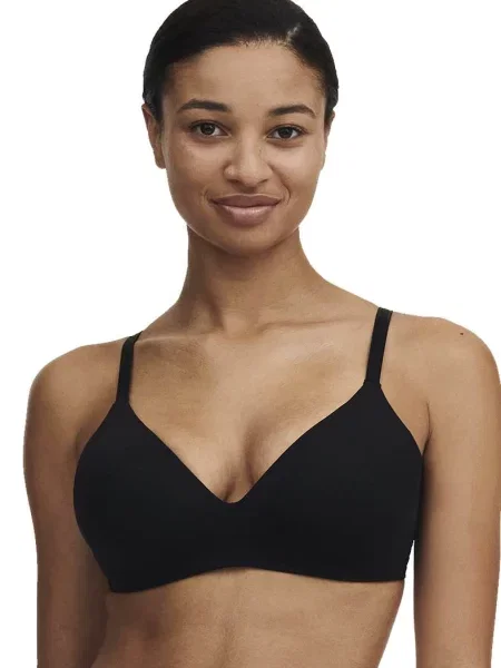 Бюстгальтер с плотной чашкой чорний