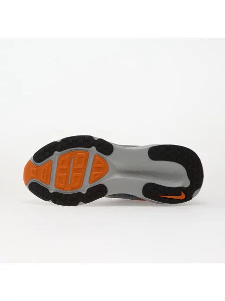 Sneakers Nike Vomero 18 Cool Grey/ Black-Safety Orange-Wolf Grey EUR 44 čierna