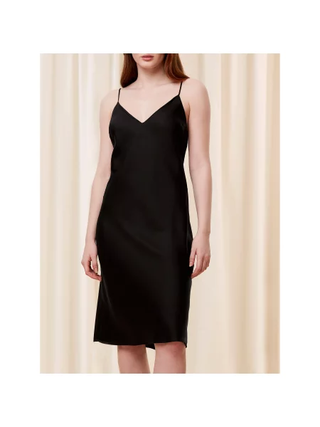 Triumph Nočna srajca Silky Sensuality NDW X Regular Fit črna
