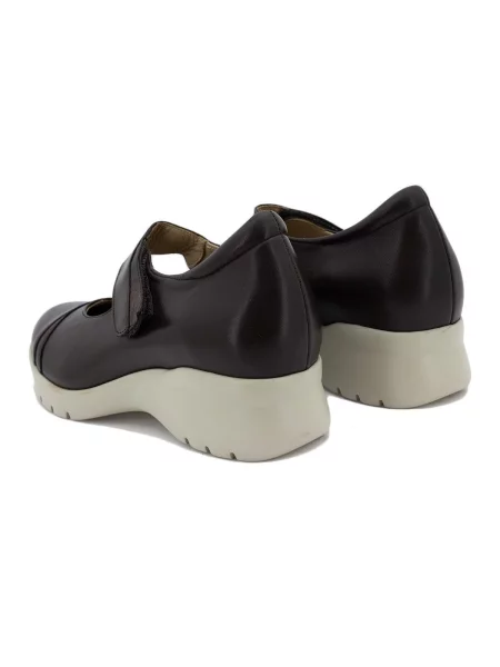 Pantofi Piesanto maro