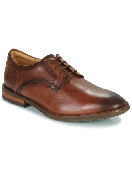 Pantofi derby Clarks din dantelă