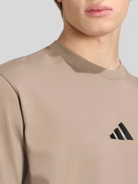T-shirt o kroju regular fit z czystej bawełny Adidas Sportswear