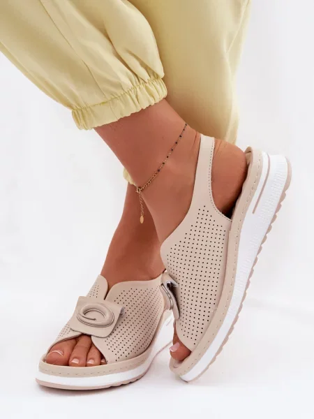 Usnjene sandali Evento bela