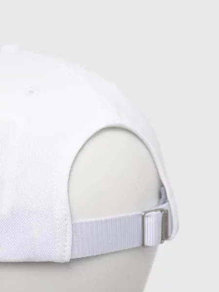 Under Armour Kšiltovka bílá