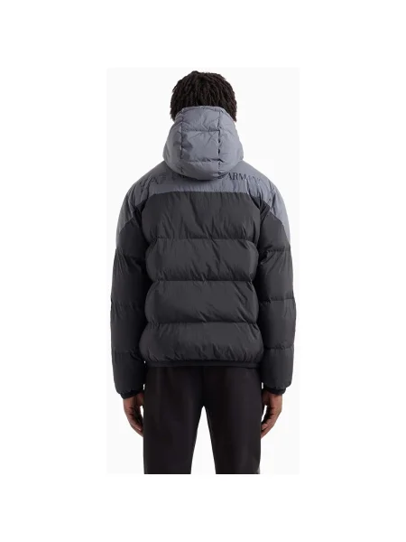 Férfi Emporio Armani Train Athletic Athletic Colour Block párnázott kabát fekete. Méret: M fekete