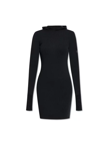 Sukienka Fendi wełniana z kapturem czarna