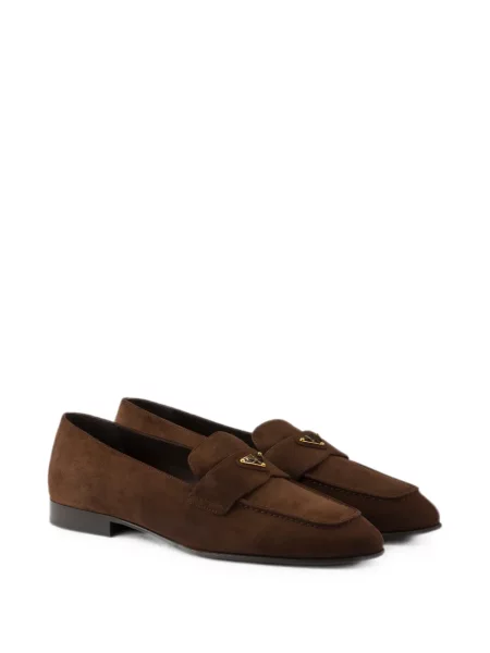 Pantofi loafer Prada din piele de căprioară maro