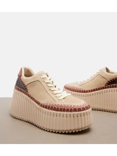 Sneakerși Chloé Nama din piele de căprioară cu platformă bej