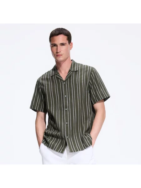 Reserved Regular fit ing zöld