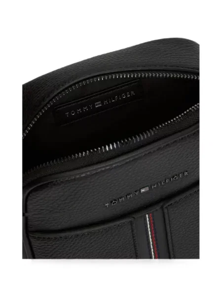 Ριγέ τσάντα χιαστί Tommy Hilfiger μαύρο