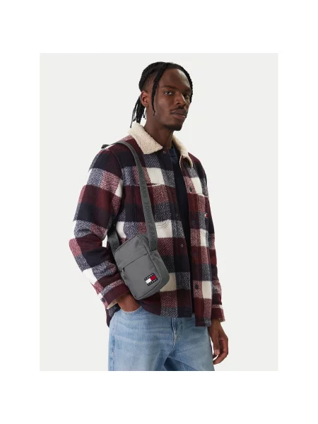 Tommy Jeans Torbica za okrog pasu Tjm Ess Daily Reporter siva